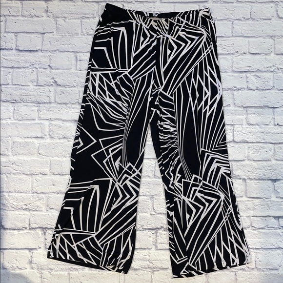Chico's Pants - Chicos Easy Wear Pants
